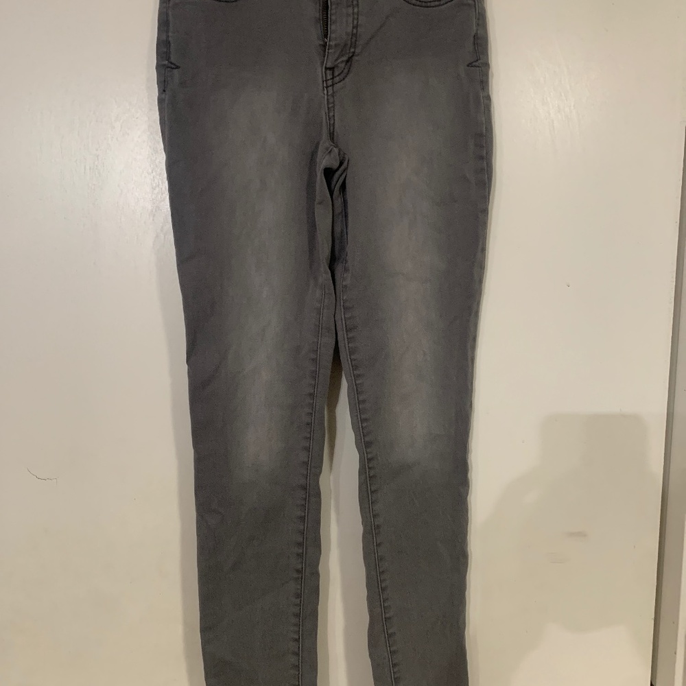 Aeropostale grey jeans